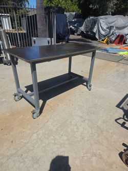 HEAVY DUTY WELDING TABLE