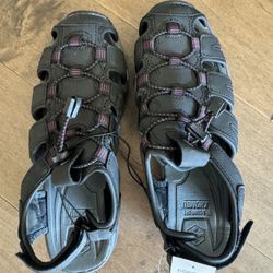 Brand New Khombu Water Hiking Shoes 