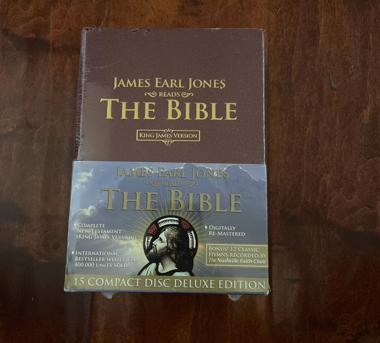 James Earl Jones Reads the Bible , Deluxe Edition, KJV New Sealed