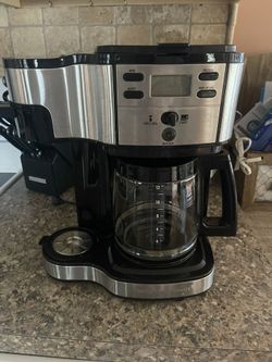 Hamilton Coffee Pot And Mini Side Pot