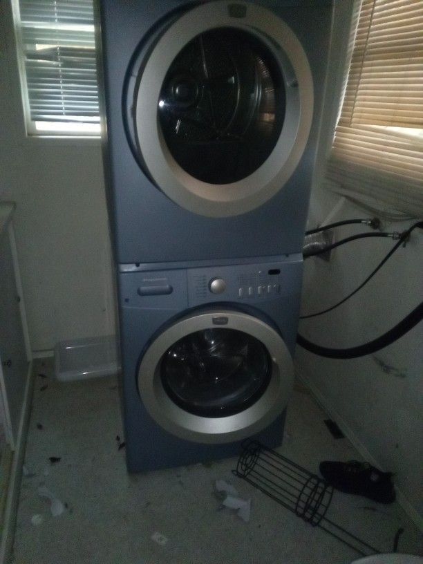 Frigidaire Affinity Standup Washer And Dryer