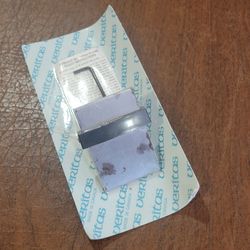 Vintage Veritas Scraping Plane Insert for Bench Planes 2" New Sealed NOS, there are some discoloration due to shelf storage - see the photos. Package