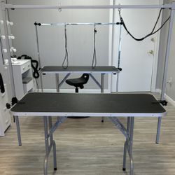 Grooming Table