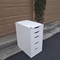  ALEX Drawer Unit with 9 Drawers - White