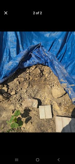 Free Mixed Dirt ( Dug Out A Pool)