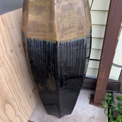 Beautiful And Huge Outdoor Plant Holder 