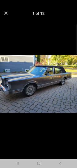 1988 Lincoln Town Car