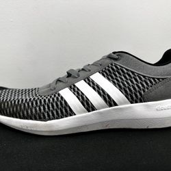 ADIDAS BLACK AND WHITE CLOUD-FOAM SNEAKERS SIZE:12 MENS
