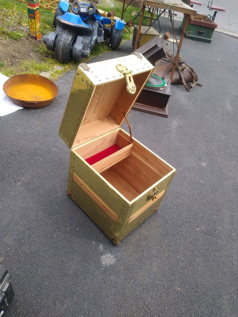 Medium Size Cedar Chest Vintage