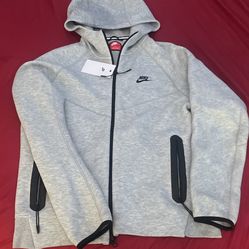 Nike tech brand new Grey