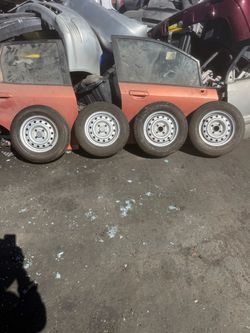 1984 Honda CRX Wheels Tire Size 175/70/13 $300