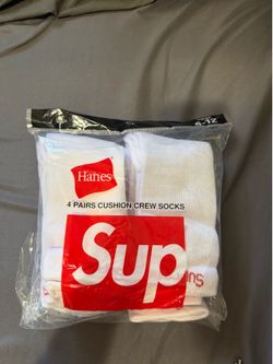 Supreme socks