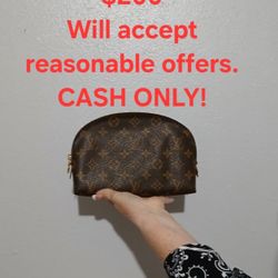LOUIS VUITTON ACCESSORIES CASH ONLY