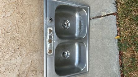 Kitchen sink