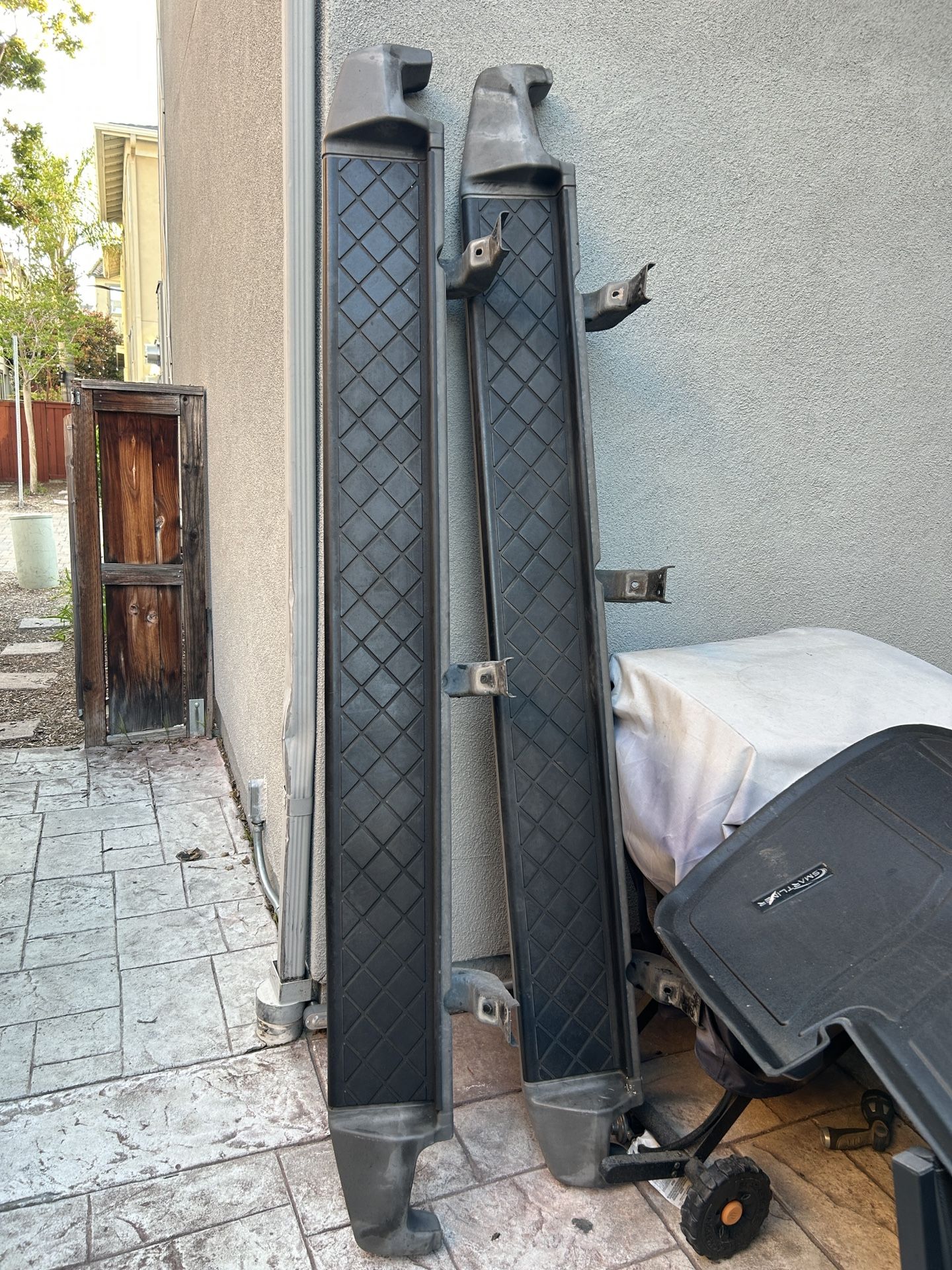 Armada Running Boards
