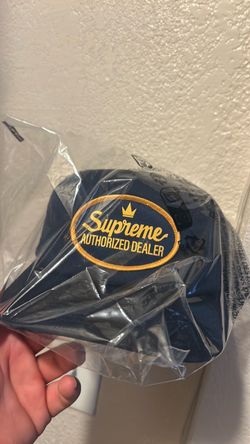 Supreme navy trucker hat