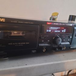 JVC  DOUBLE CASSETTE DECK 