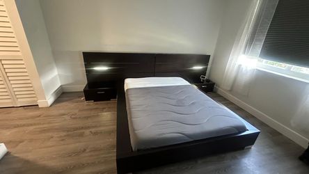 Bed and TV table set