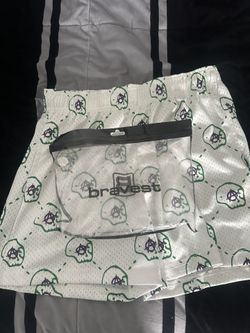 Bravest shorts large