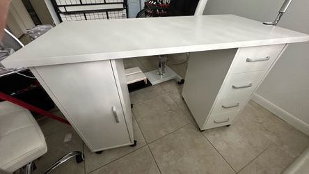 White Manicure Nail Tech Desk with Storage