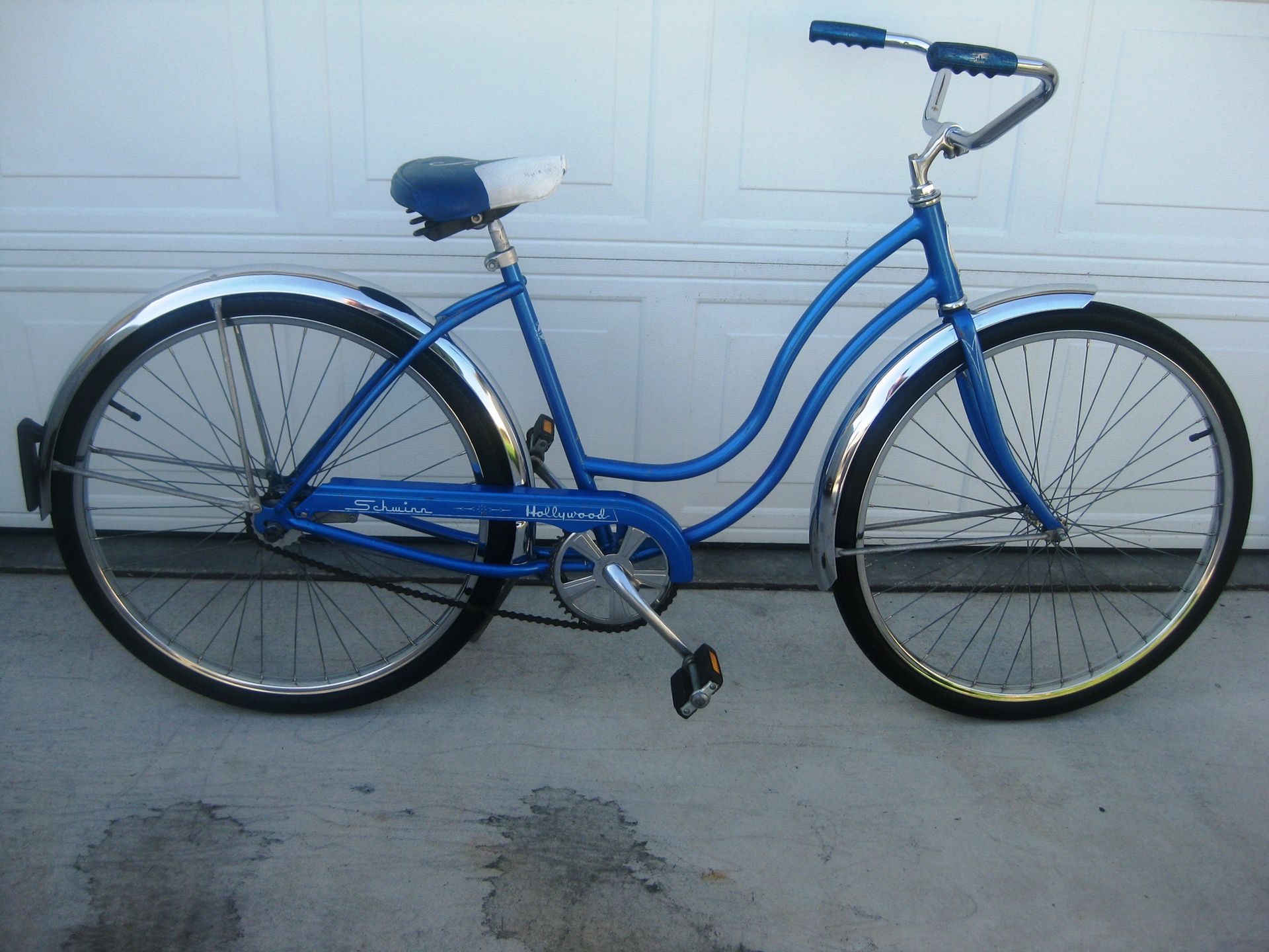 retro schwinn cruiser