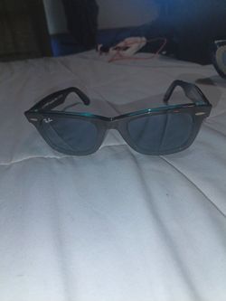 Ray-Ban RB2140 Original Wayfarer sunglasses