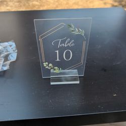 Acrylic Table Numbers With Stands For Wedding/ Party