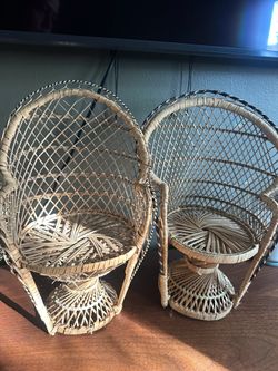 Mini peacock chairs