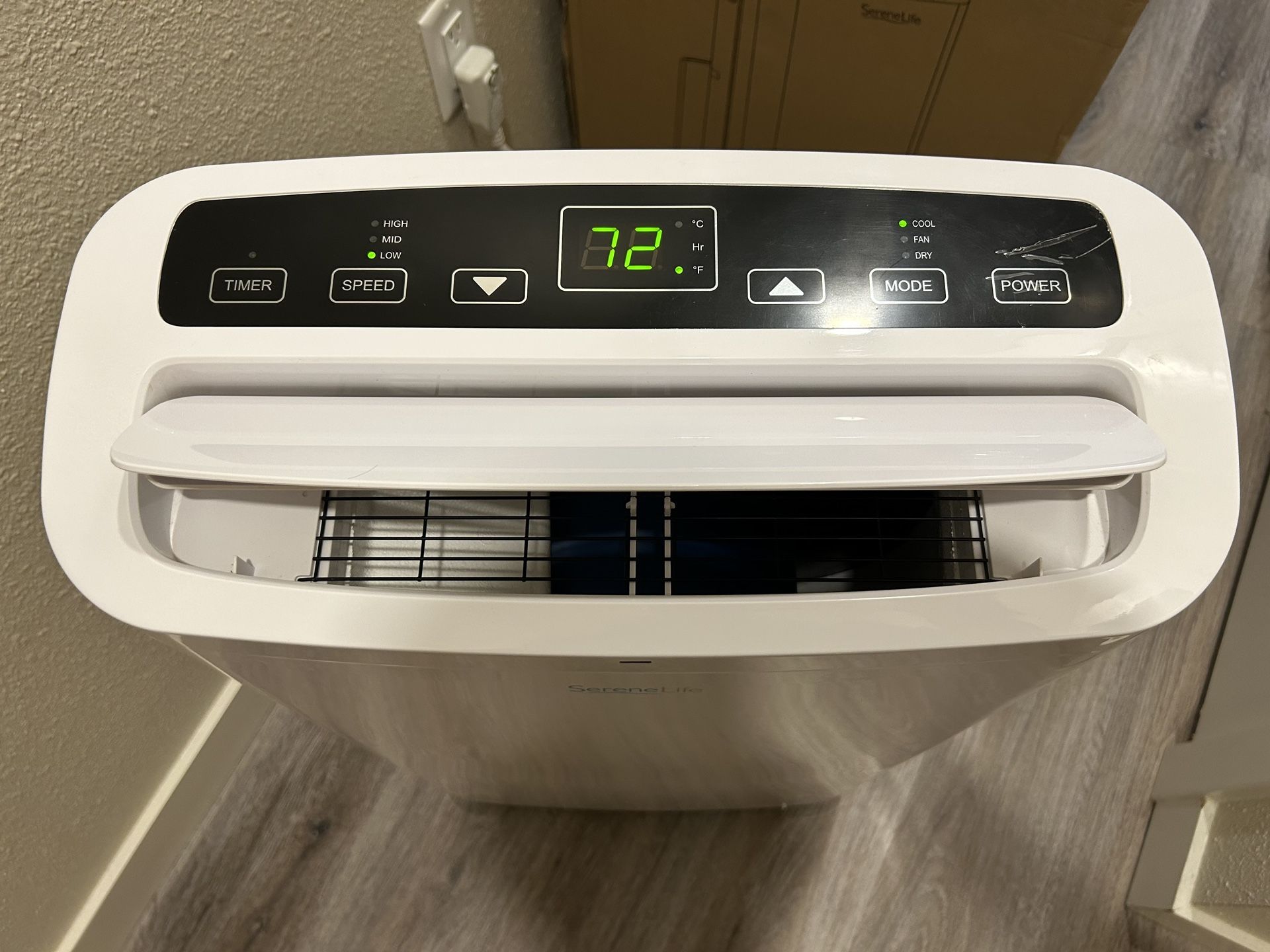 Air Conditioner 14,000 BTU, Dehumidifier & Fan