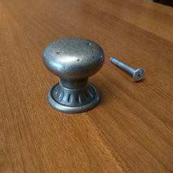 Knobs for Cabinet or Dresser