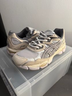 ASICS Gel-NYC Sneakers Cream Grey size 8.5