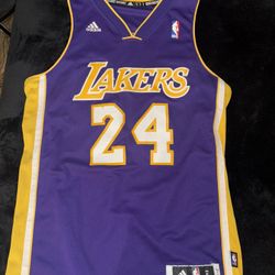 Kobe Bryant Jersey 