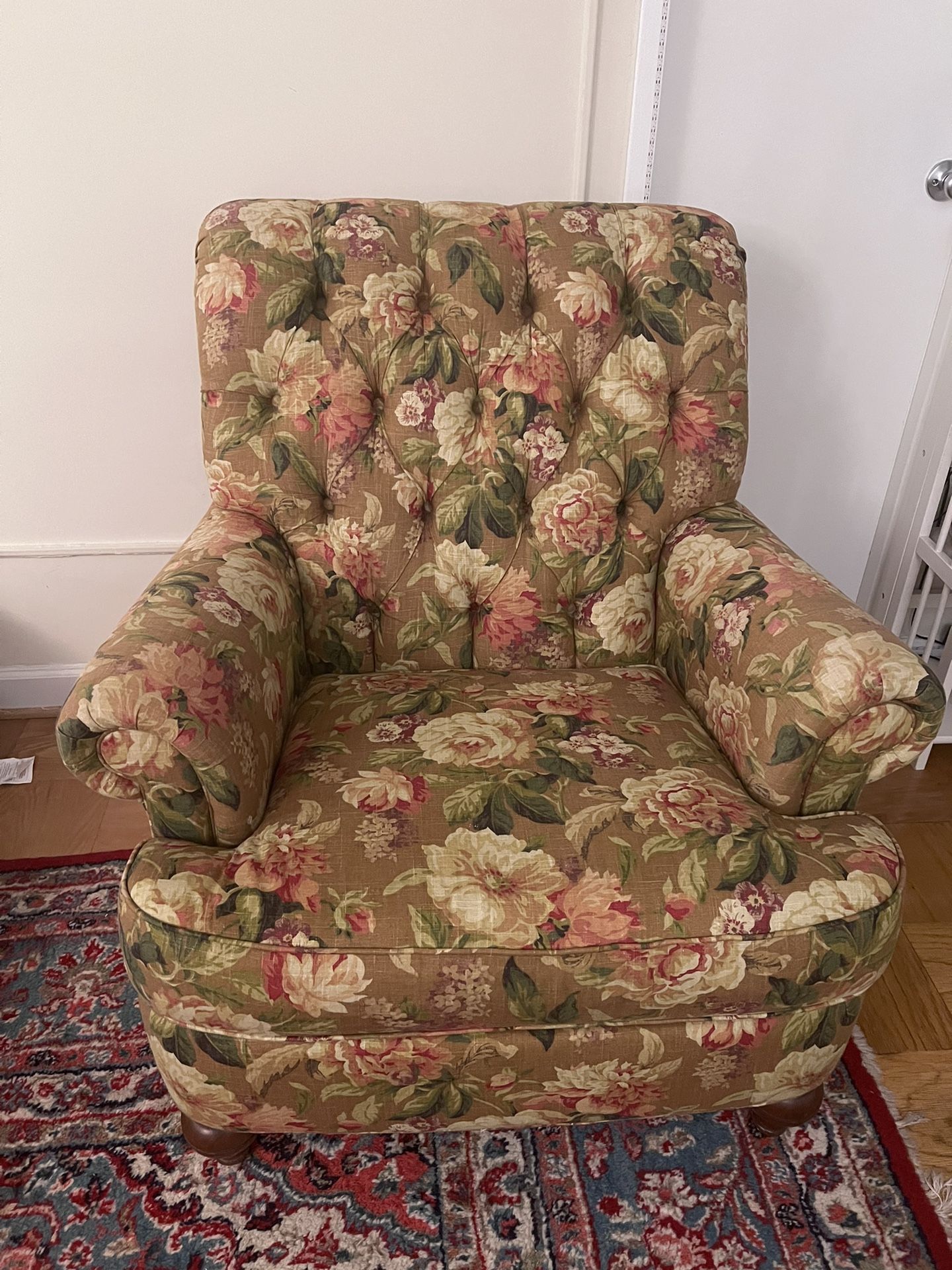Ethan Allen Queen Anne Style Wingback Chair