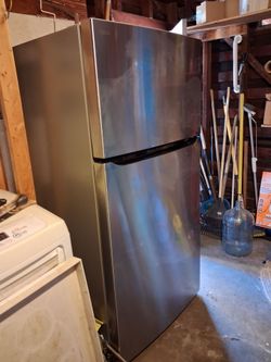 Brand New Never Used LG Refrigerator