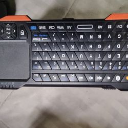 Mini Bluetooth Keyboard/Mouse