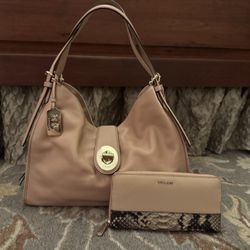 COACH Leather Bag With Matching Accordion Wallet 