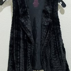 Faux Fur Poofy Vest size Girl's Large  (10/12) 