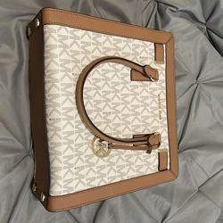 Michael Kors bag