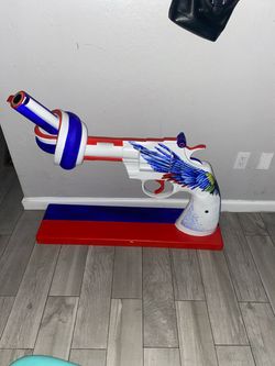 Wooden gun display
