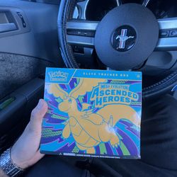 Pokémon Ascended heroes etb