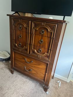 Dresser