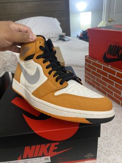 Gor-Tex Jordan 1 Curry Trade