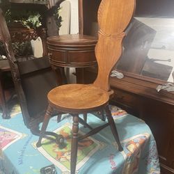 Antique Victorian Carved Oak Hall Chair - Shell Crest (43" x 14")