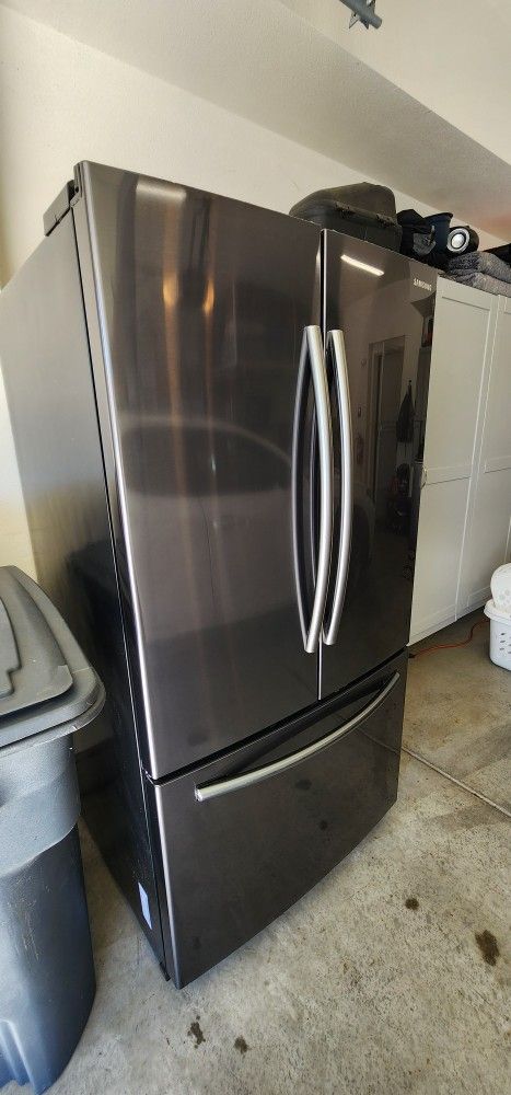 Samsung Black Stainless Steel French Door Refrigerator 