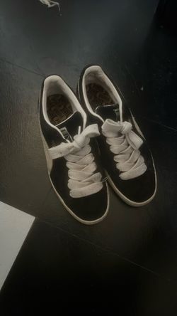 Pumas Suedes