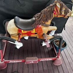 Radio flyer bouncing horse