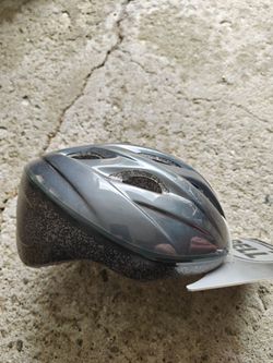 Bicycle helmet