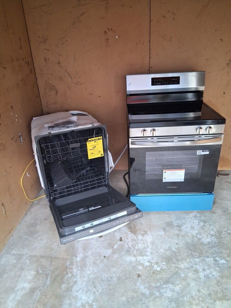Frigidaire Dish Washer And Stove