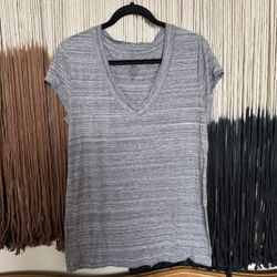 Light grey heathered Mossimo short sleeve V-neck t-shirt; excellent condition