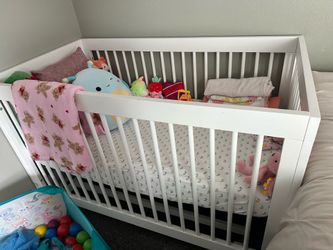 Baby crib